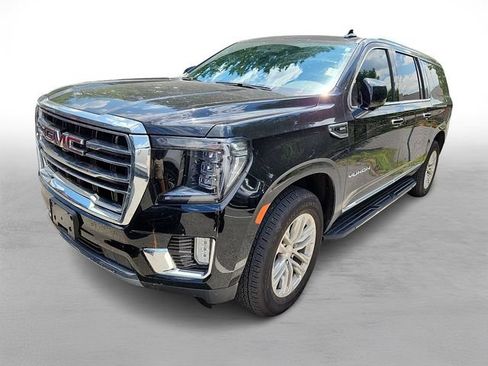 Used 2024 GMC Yukon XL SLT w/ SLT Luxury Package AWD/4WD image 2