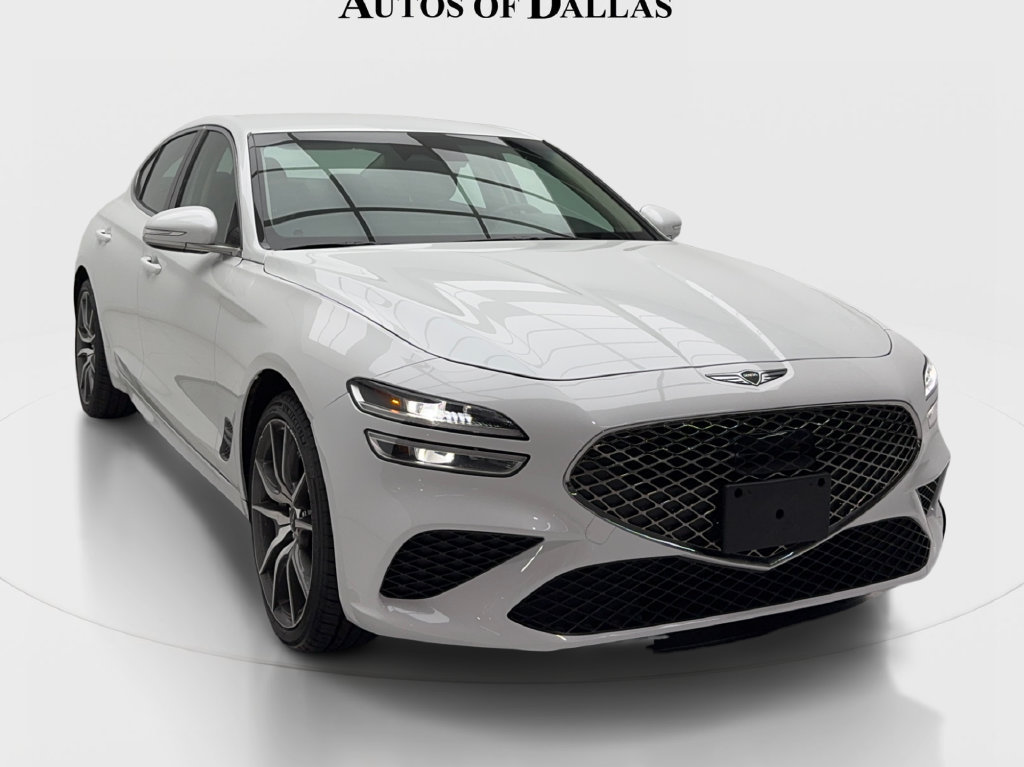 Used 2026 Genesis G70 2.5T RWD image 3