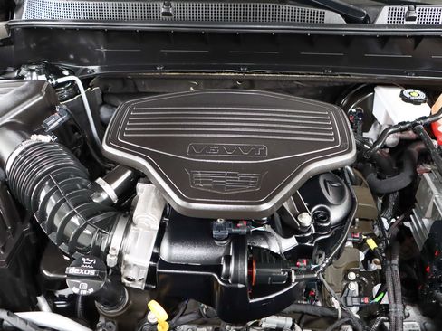 Used 2023 Cadillac XT6 Premium Luxury w/ Technology Package FWD image 35