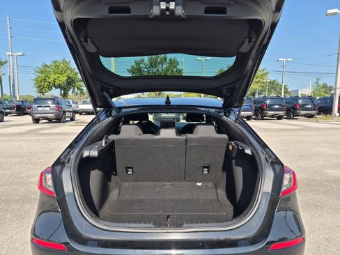 Used 2025 Honda Civic Sport image 32