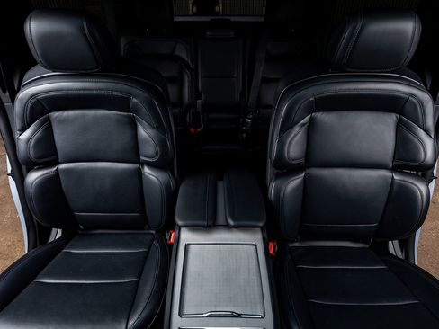 Used 2025 Lincoln Navigator L Reserve w/ Jet Appearance Package AWD/4WD image 30