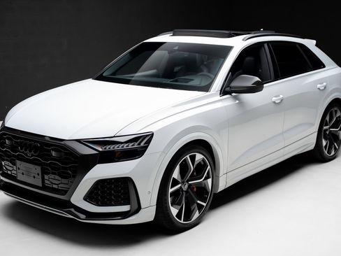 Used 2023 Audi RS Q8 AWD/4WD image 5