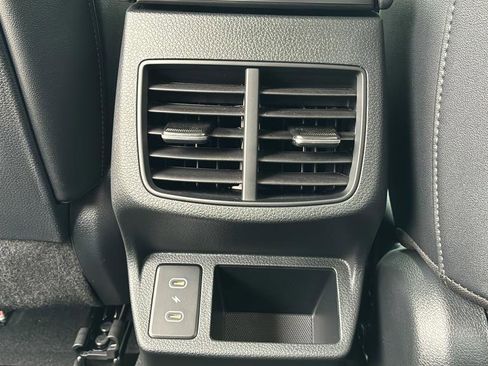 New 2026 Kia Seltos SX w/ SX Sunroof Package image 17