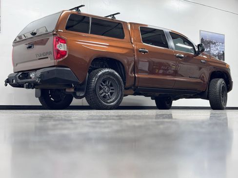 Used 2014 Toyota Tundra Limited w/ Limited Premium Package AWD/4WD image 4
