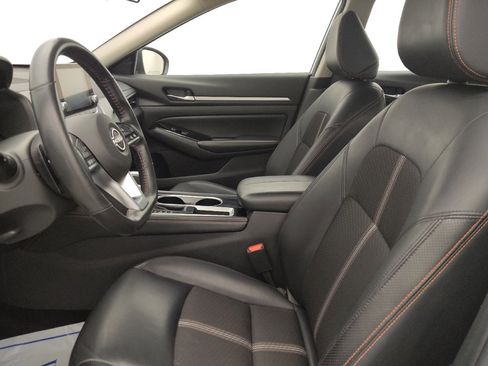 Used 2024 Nissan Altima 2.5 SR image 17