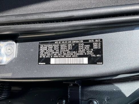Used 2018 Volvo XC90 T6 Momentum w/ Convenience Package AWD/4WD image 47