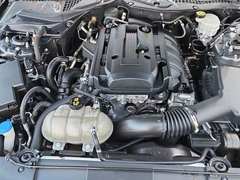 Used 2020 Ford Mustang Premium image 22