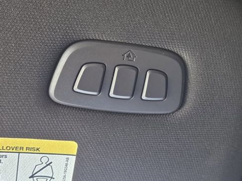 Certified 2019 Ford F150 King Ranch w/ Equipment Group 601A Luxury image 23