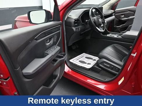 Used 2024 Honda Pilot Elite image 16