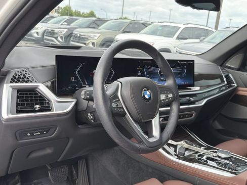 Used 2024 BMW X5 xDrive40i w/ Premium Package AWD/4WD image 10