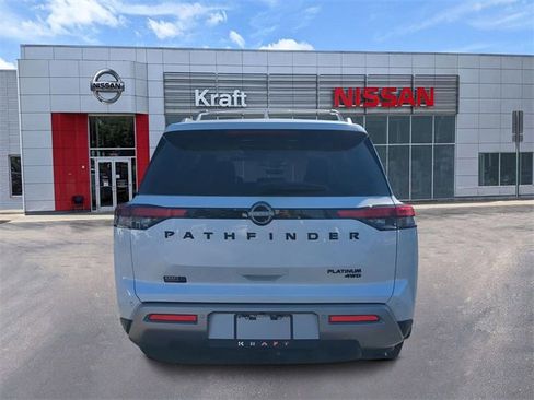 New 2025 Nissan Pathfinder Platinum w/ Black Appearance Package image 4