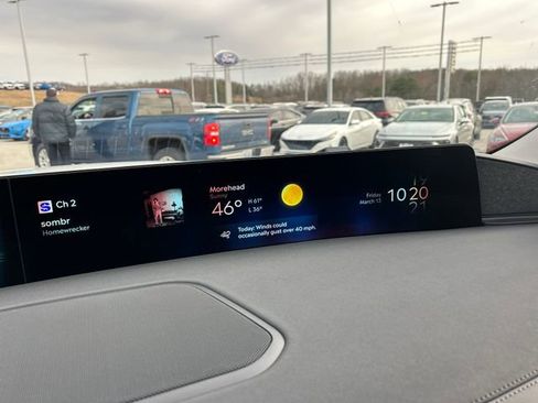 Used 2025 Lincoln Navigator Reserve image 18