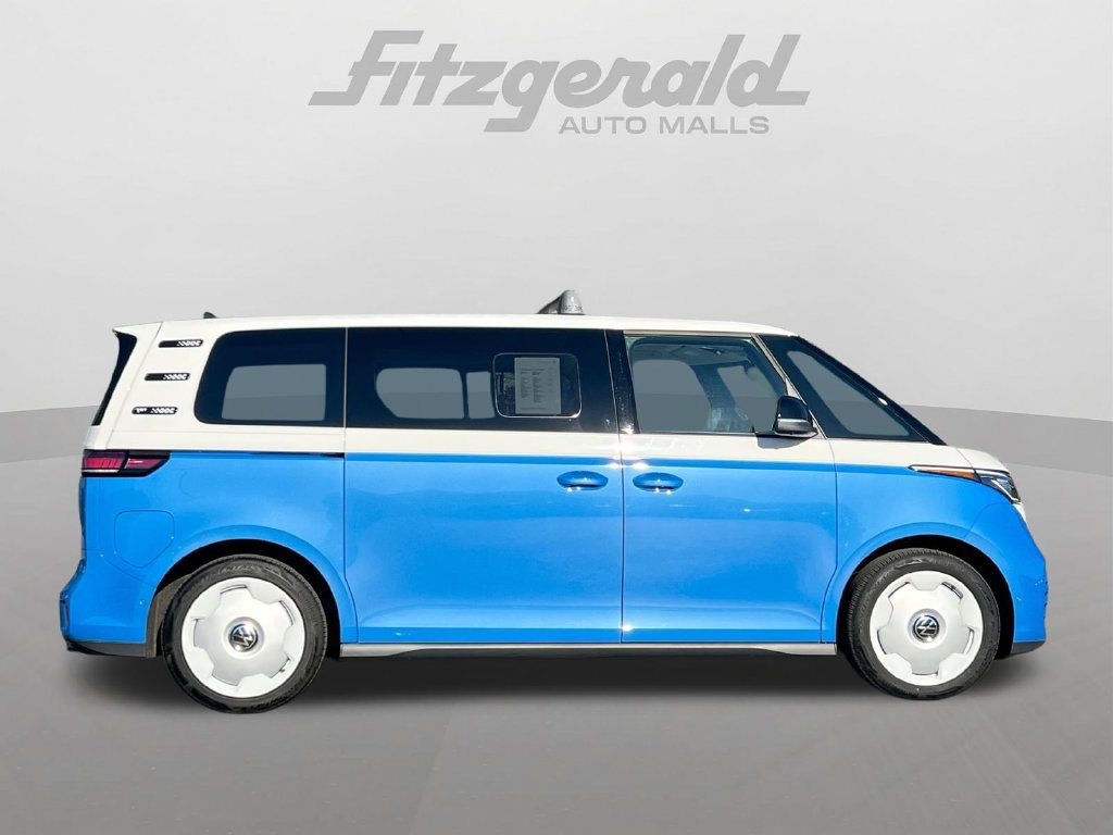 Used 2025 Volkswagen ID. Buzz 1st Edition AWD/4WD image 13