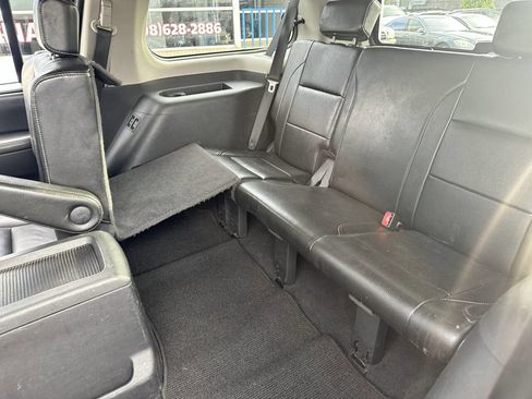 Used 2011 Nissan Armada Platinum w/ 2nd Row Captain Seat Pkg image 29
