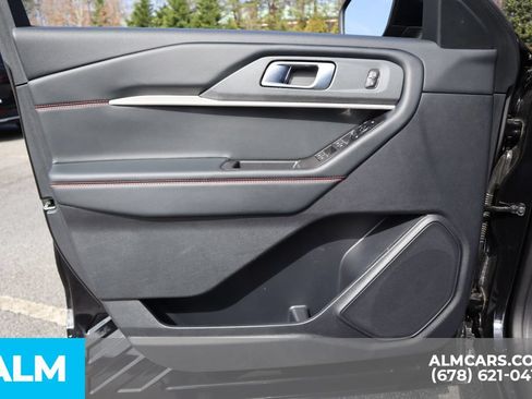 Used 2025 Ford Explorer ST-Line AWD/4WD image 14