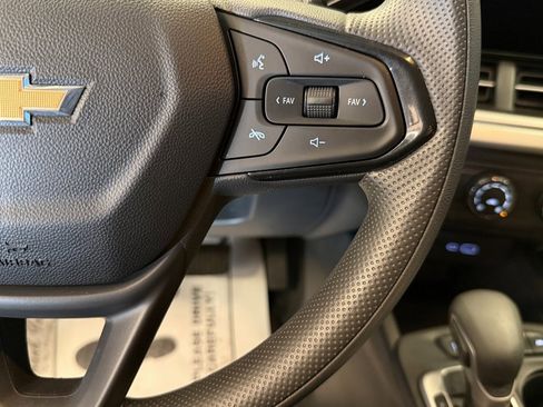 Used 2024 Chevrolet Trax LS w/ LPO, Blackout Package image 10