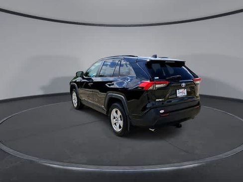 Used 2020 Toyota RAV4 XLE w/ Convenience Package AWD/4WD image 6