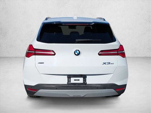 Used 2025 BMW X3 xDrive30i w/ Premium Package image 7