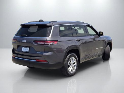 Used 2023 Jeep Grand Cherokee L Laredo RWD image 4