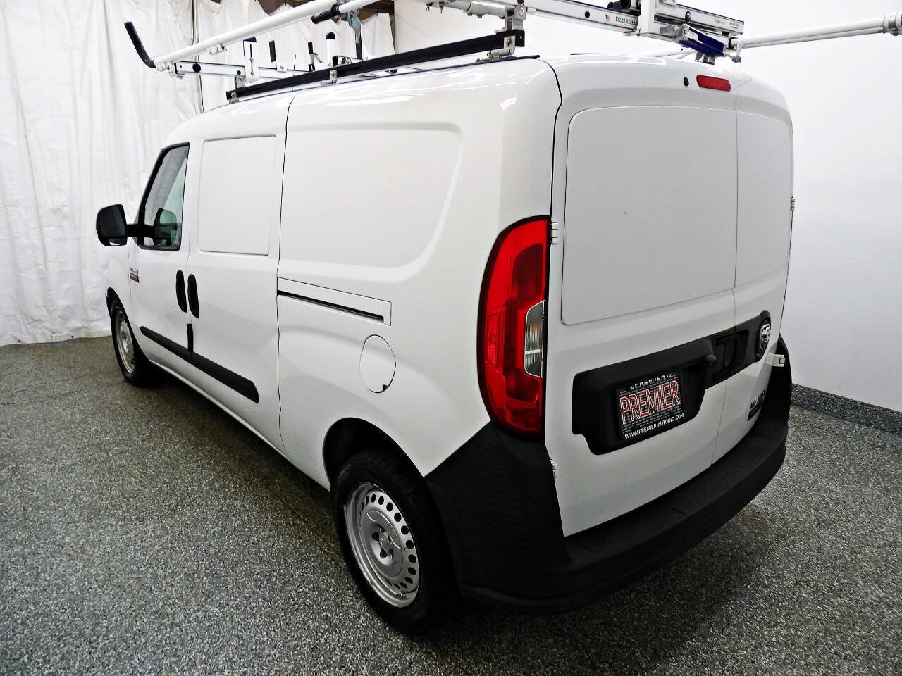 Used 2019 RAM ProMaster City Tradesman FWD image 4
