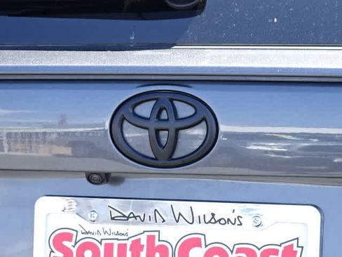 Used 2025 Toyota RAV4 XLE w/ Convenience Package FWD image 9