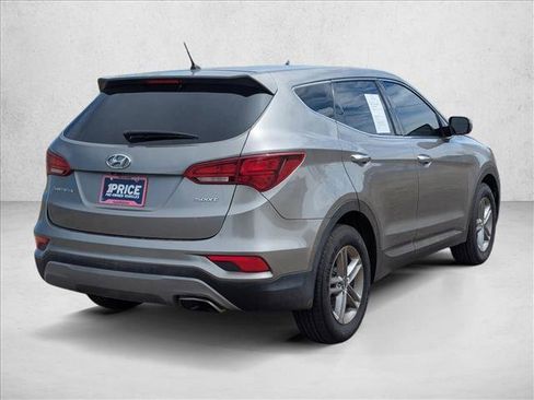 Used 2018 Hyundai Santa Fe Sport FWD image 5