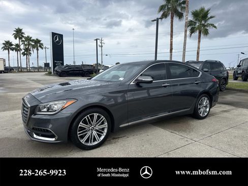Used 2018 Genesis G80 3.8 RWD image 1