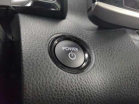 Used 2025 Toyota Camry XLE w/ Premium Plus Package FWD image 32