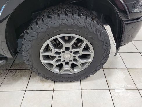 Used 2018 Ford F150 XLT w/ Equipment Group 302A Luxury image 57