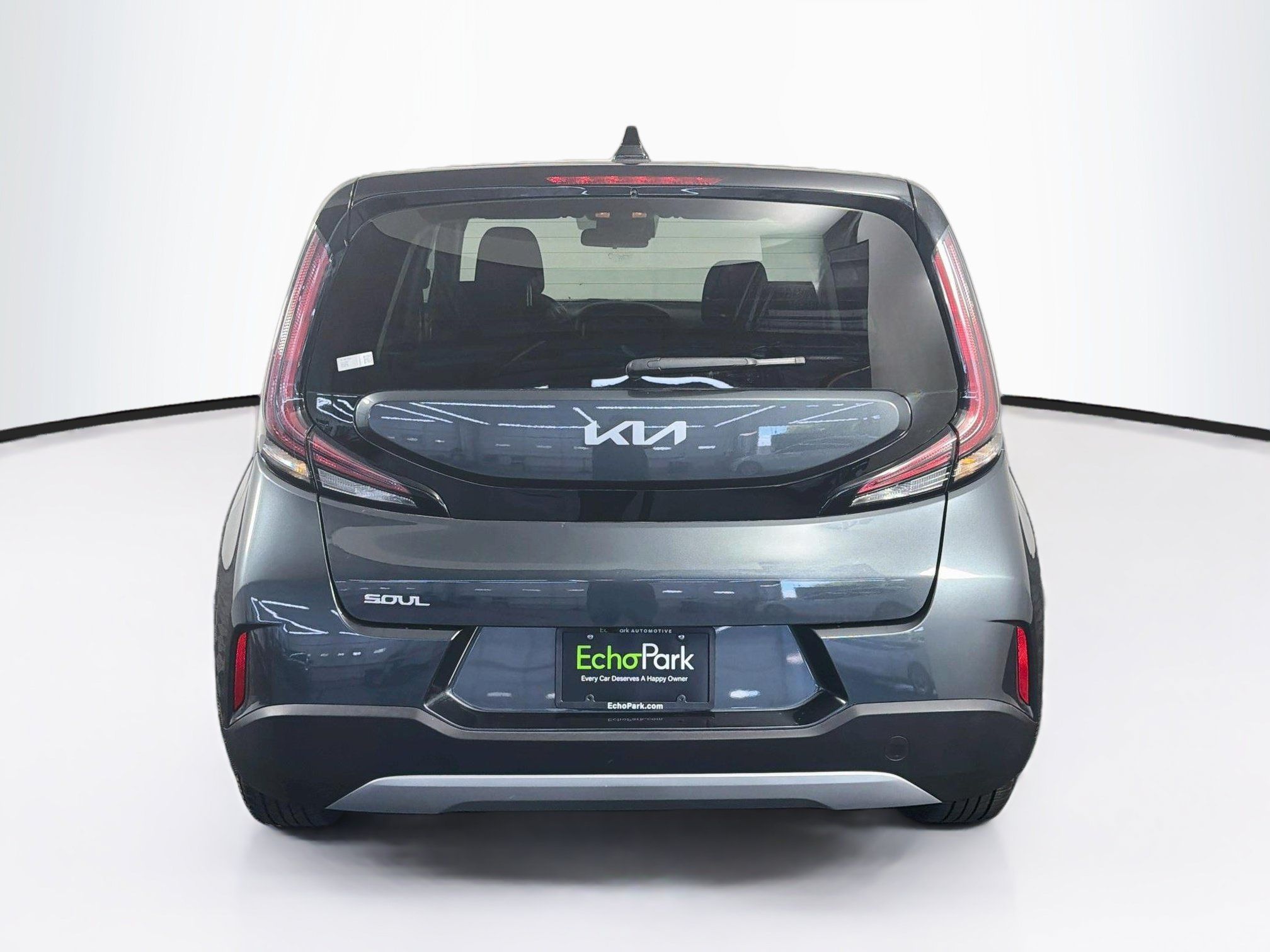 Used 2025 Kia Soul LX w/ LX Technology Package FWD image 7