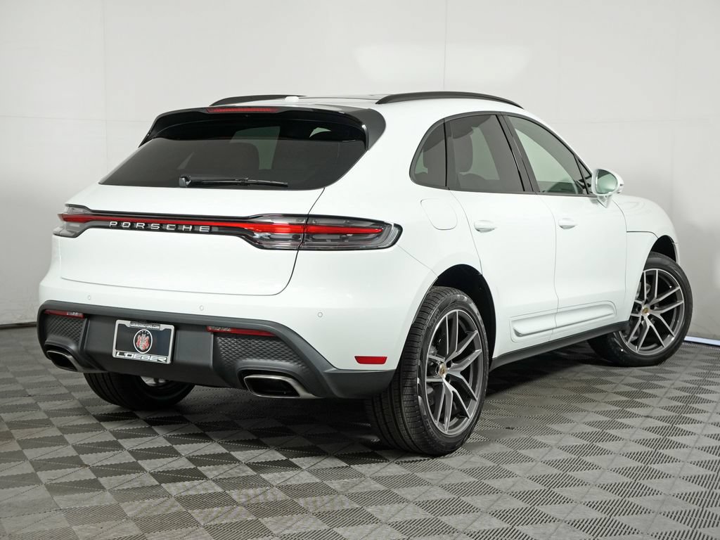 Used 2026 Porsche Macan AWD/4WD image 7