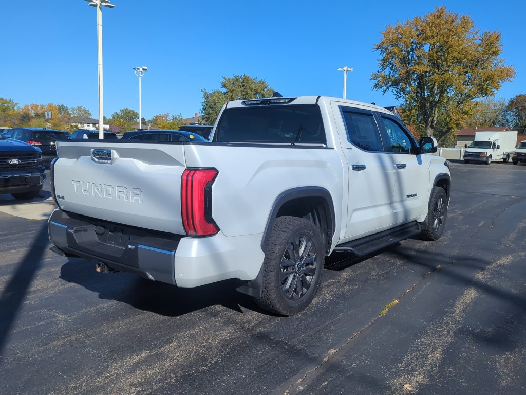 Used 2024 Toyota Tundra Limited AWD/4WD image 9