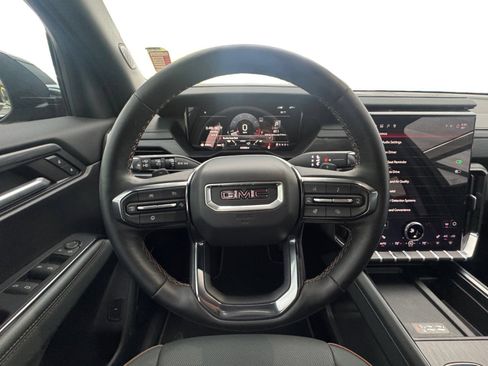 Certified 2024 GMC Acadia AT4 AWD/4WD image 13