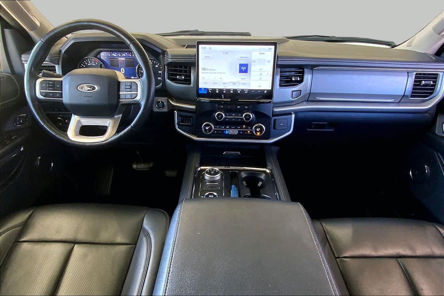 Used 2024 Ford Expedition XLT AWD/4WD image 15
