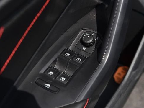 Used 2024 Volkswagen Jetta GLI Autobahn FWD image 8