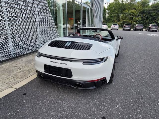 Used 2022 Porsche 911 Carrera GTS RWD image 6