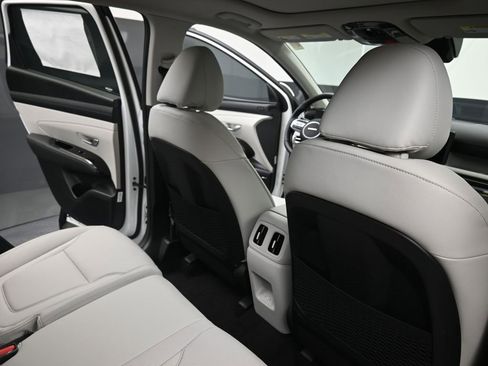 New 2026 Hyundai Tucson Limited image 15