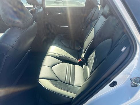 Used 2020 Toyota Avalon Touring w/ Advanced Safety Package FWD image 9