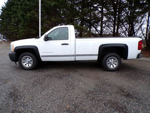 Used 2012 Chevrolet Silverado 1500 W/T image 2