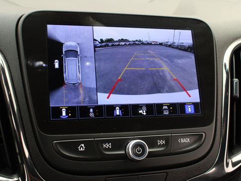 Used 2024 Chevrolet Equinox RS AWD/4WD image 14