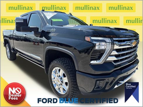 Used 2024 Chevrolet Silverado 2500 High Country w/ Technology Package AWD/4WD image 1