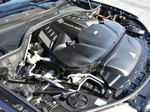 Used 2017 BMW X6 M AWD/4WD image 49