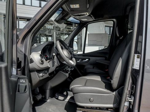 New 2025 Mercedes-Benz Sprinter 2500 image 11
