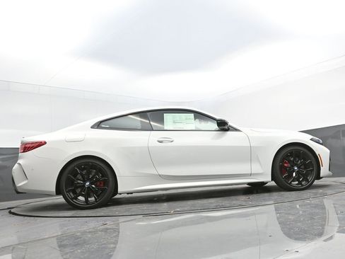New 2026 BMW 430i Coupe w/ M Sport Package image 32