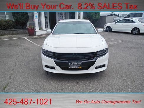 Used 2019 Dodge Charger SXT AWD/4WD image 2