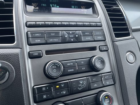 Used 2012 Ford Taurus SEL image 19