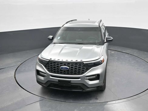 Certified 2024 Ford Explorer ST-Line w/ Class IV Trailer Tow Package AWD/4WD image 28