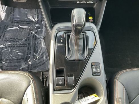 Used 2024 Subaru Crosstrek 2.5i Limited w/ Crosstrek Mirror Package image 23