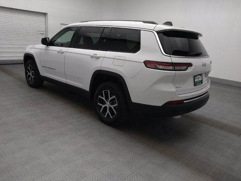Used 2023 Jeep Grand Cherokee L Limited AWD/4WD image 3