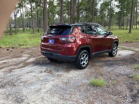 Used 2022 Jeep Compass Trailhawk w/ Trailhawk Elite Group image 4